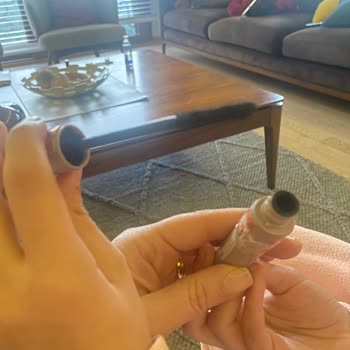 Maybelline Yeni Çıkan Rimelde Boşluk Ve Kullanılmış İz