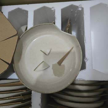 Kırık Çukur Yemek Tabağı Ve Eksik Takım Hakkında Acil Şikayet