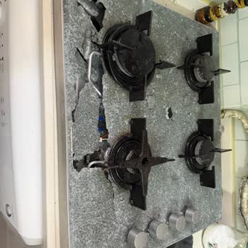 Arçelik Cam Ocak Patlaması Güvenlik Riski Ve Ücretsiz Değişim Talebi