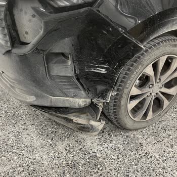 Ford Courier Çamurluğunun Yetkisiz Değiştirilmesi Ve Açıklama Talebi