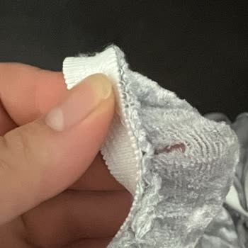 Ayıplı Koltuk Örtülerinin İadesi Ve Satıcının Hakaretli Tavrı