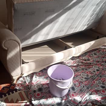 Modalife'den Gelen Yeni Kanepe Lekeli Çözüm Bekliyor