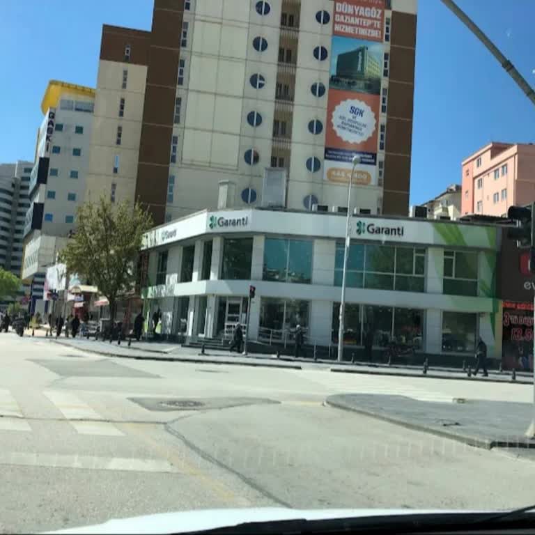 Garanti BBVA Şubesi Personelinin Hakaretli Ve Saygısız Tutumu