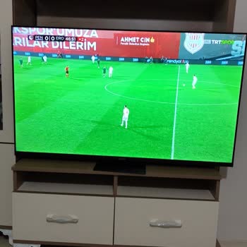 Teslim Edilen Televizyon Görüntüsü Mağaza İddiasıyla Uyuşmuyor Ve Servis Yardımcı Olmuyor