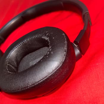 JBL 720BT Kulaklık Pedlerinde Erken Yıpranma Ve Garanti Talebi