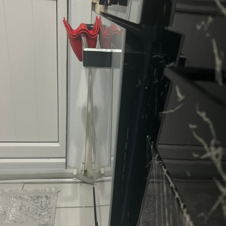 Grc Teknik Servisinin Gecikmesi Ve Ankastre Fırın Kapısının Kırılması