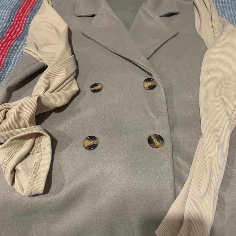 İlanla Uyuşmayan Kaşe Ceket Ve İade Masraflarıyla Mağduriyet