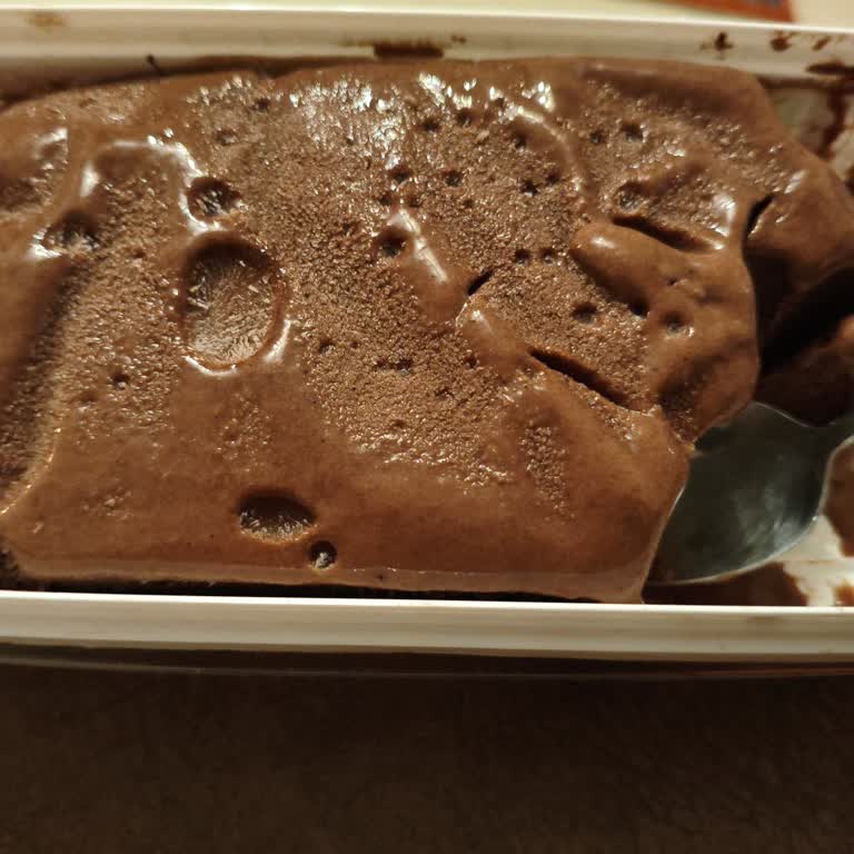 Soğuk Zincir Bozulmuş Kakaolu Dondurma: Tarım Kredi Market Sapanca Şubesi