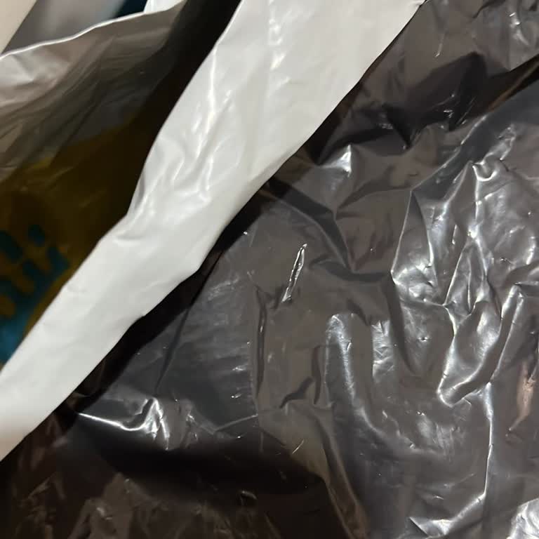 Niğde Şubesinde Açık Paket Ve Eksik Ürün Umursamaz Kargo Personeli