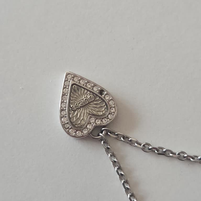 Kolyemin Taşı Düşmüş Garanti Kapsamında Ücretsiz Tamir Talep Ediyorum