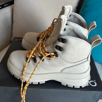 Ecco Ayakkabı Şikayeti