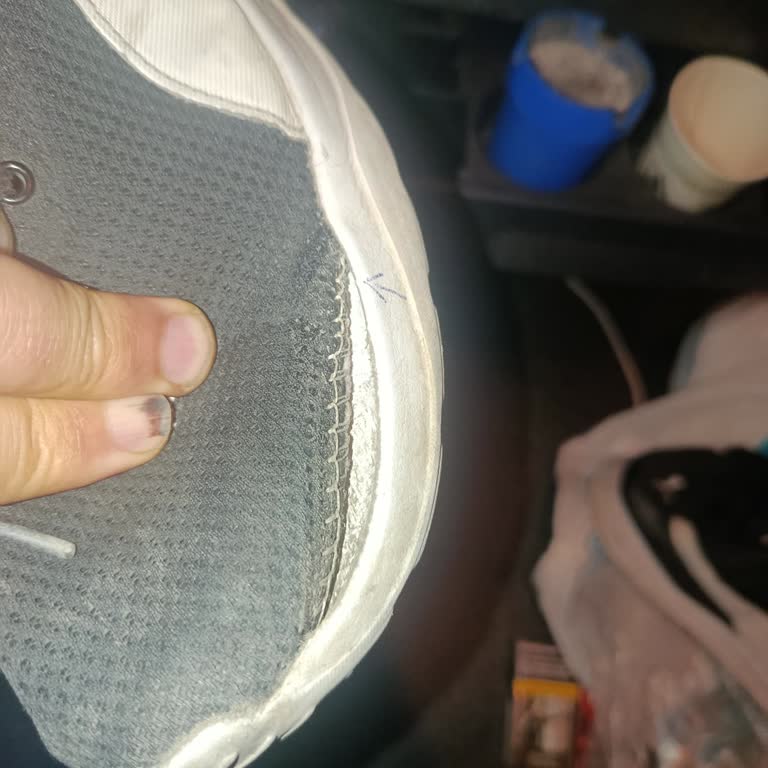 Sportive Ayakkabısının İki Ayda Yırtılması Ve Değişim Talebi