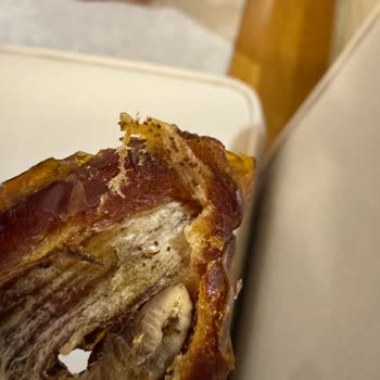 Carrefour’da Satın Alınan Hurma Ve Kuru İncirin Küflü Ve Böcekli Olması