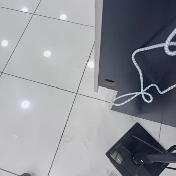 Tefal Ütünün Su Sızdırması Ve Personelin İlgisiz Yaklaşımı