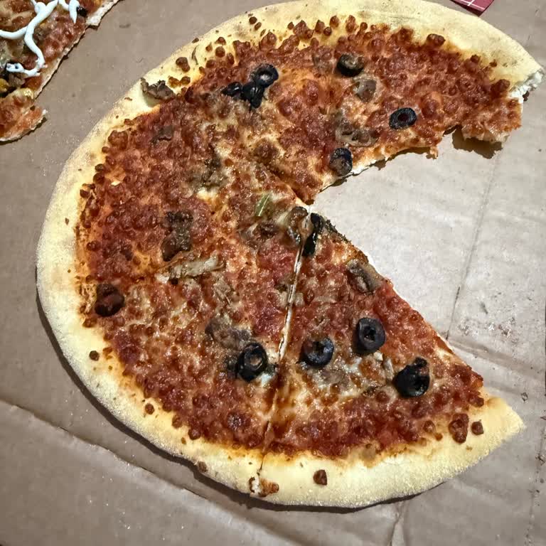Mantar İçermeyen Pizza Teslim Edildi, Yanıltıcı Ürün Ve İade Talebi