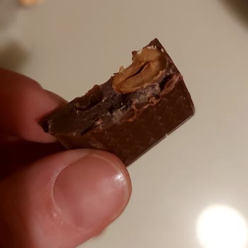 Migros’ta Satın Aldığım Kahve Dünyası Tambol Çikolatasında Bozulmuş Fındıklar Ve İade Talebi