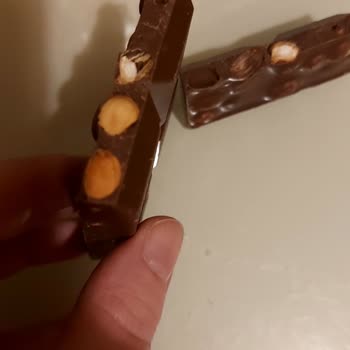 Migros’ta Satın Aldığım Kahve Dünyası Tambol Çikolatasında Bozulmuş Fındıklar Ve İade Talebi