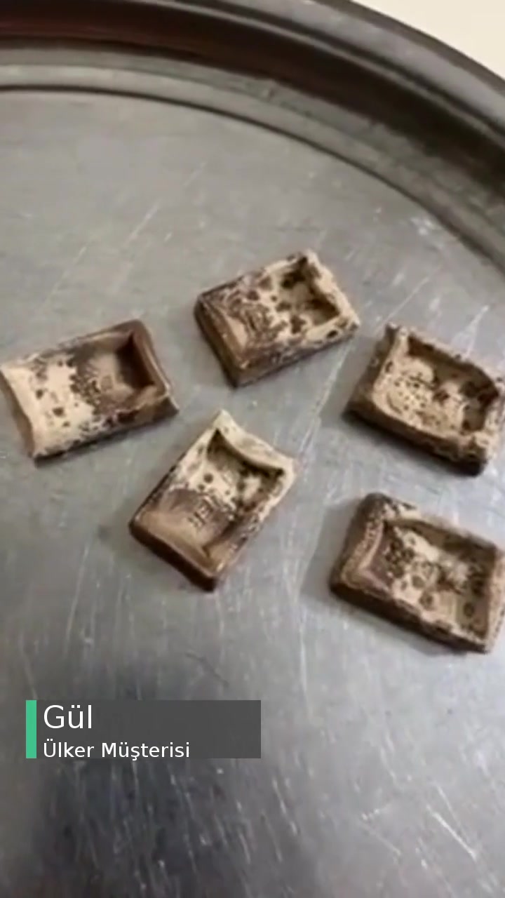 Ülker Napoliten Çikolatası Beyazlaşması videonun kapak resmi
