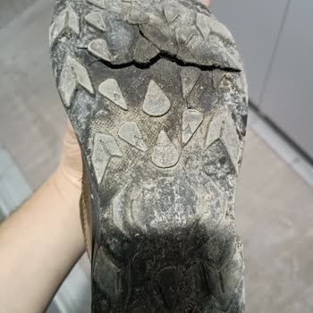 Scooter Outdoor Ayakkabının Tabanı Erken Yıprandı