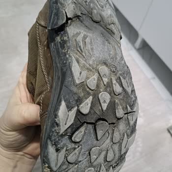 Scooter Outdoor Ayakkabının Tabanı Erken Yıprandı