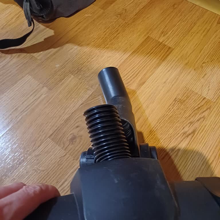 Kısa Sürede Kırılan Bosch Süpürge Başlığı İçin Garanti İstiyorum