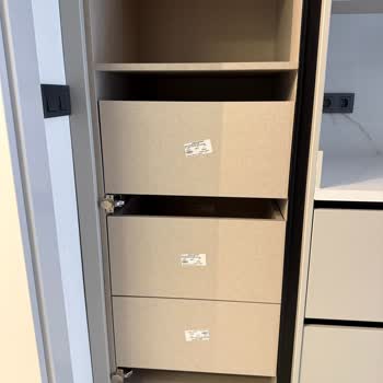 Albox Teslim Gecikmesi Ve Hatalı Dolap Montajı Müşteriyi Yıprattı