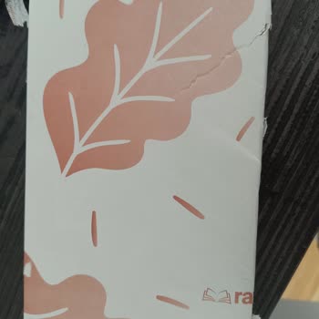 Ücretli Hediye Paketi Yırtık Ve Not Düzeltmesiz Geldi, Ücret İadesi İstiyorum