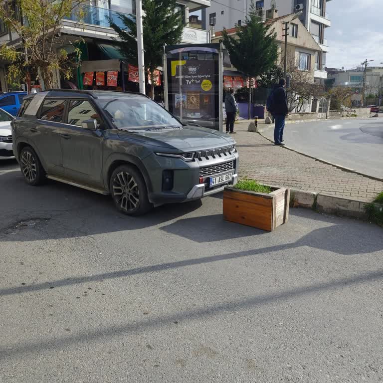 Köfteci Yusuf Ümraniye Son Durak’taki Kavurma Kaşarlı Tost Kalite Ve Servis Sorunu