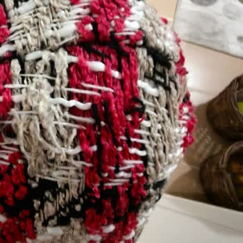 Kısa Sürede Tüvit Etek Cekette Şiddetli Deformasyon Ve İplik Atması