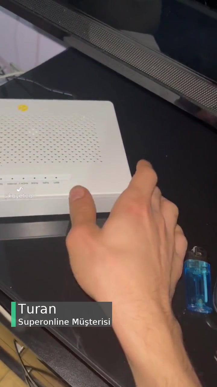 Superonline Modemden Gelen Tiz Sesi! videonun kapak resmi