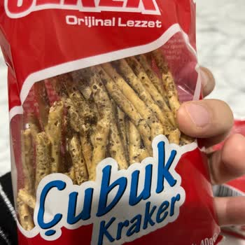 Ülker Çubuk Krakerde Küflü Ve Süresi Geçmiş Ürün Satışı Çocuk Sağlığını Tehdit Ediyor