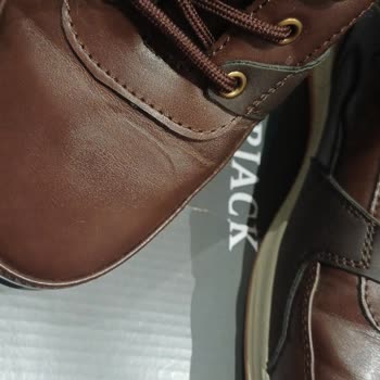 Ayıplı Lumberjack Kışlık Ayakkabının İadesi İçin Mağaza Sorumluluğunu Reddetmesi