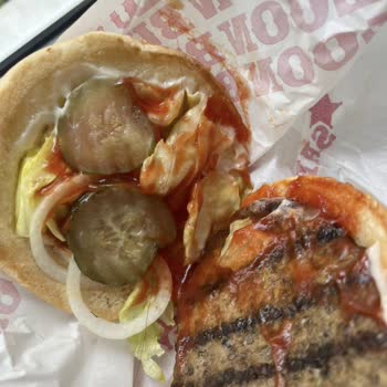 Eksik Sipariş Ve Hamburgerde Saç Bulunması