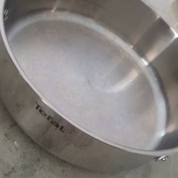 Çelik Tencere Setinde İlk Kullanımda Lekeler Ve Destek Eksikliği