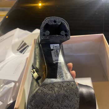 Topuk Altı Malzeme Sorunu 25 Gün İçinde Çöktü Ve Değişim Talebi