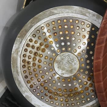 Karaca Züccaciye Tencere Setinde Şekil Bozukluğu Problemi Yaşıyorum