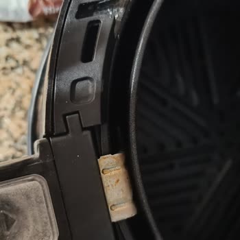 Kumtel XL Airfryer Alt Haznesi Arızası Ve Servis Cevapsızlığı