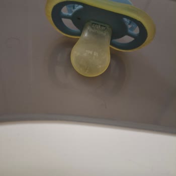 Kısa Sürede Sararmış Philips Avent Ultra Air Emzik Ucu: Değişim Talebi