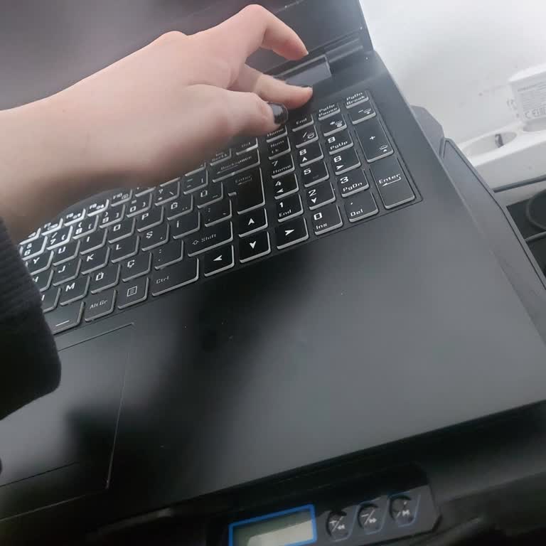 Fan Hızı Artışı Ve Ani Kapanma Sonrası Laptop Açılmıyor