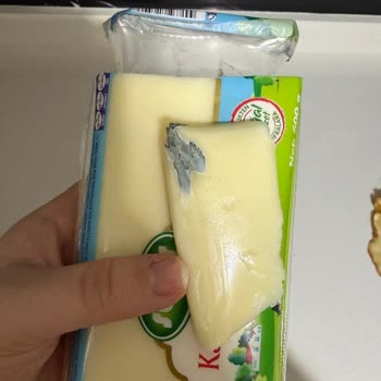 Küflü Kaşar Peyniri Şikayet Ve İade Talebi