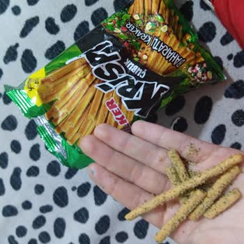 Ülker Krispi Çubuk Krakerde Küf Ve Mide Bulantısı