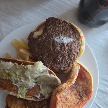 Burger King Şubesinde Isırılmış Köfte Hijyen İhlali