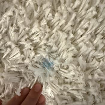 Garanti Halı Yıkama Konya'dan Şeffaf Olmayan Ücret Talebi ve Lekeli Halı Teslimatı