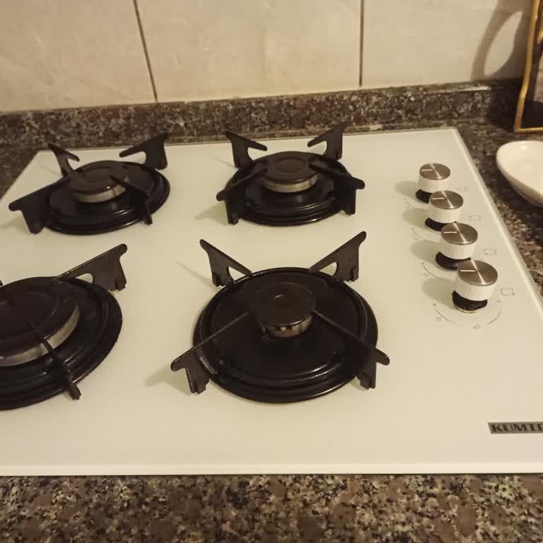 Garanti Kapsamındaki Kumtel Camlı Ocak Gözleri Arızalı, Servis Desteği Yok