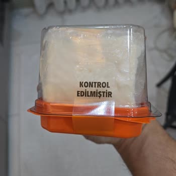 Koçtaş Şubesinde Satın Aldığım Peynir Küflü Çıktı, İade Talep Ediyorum