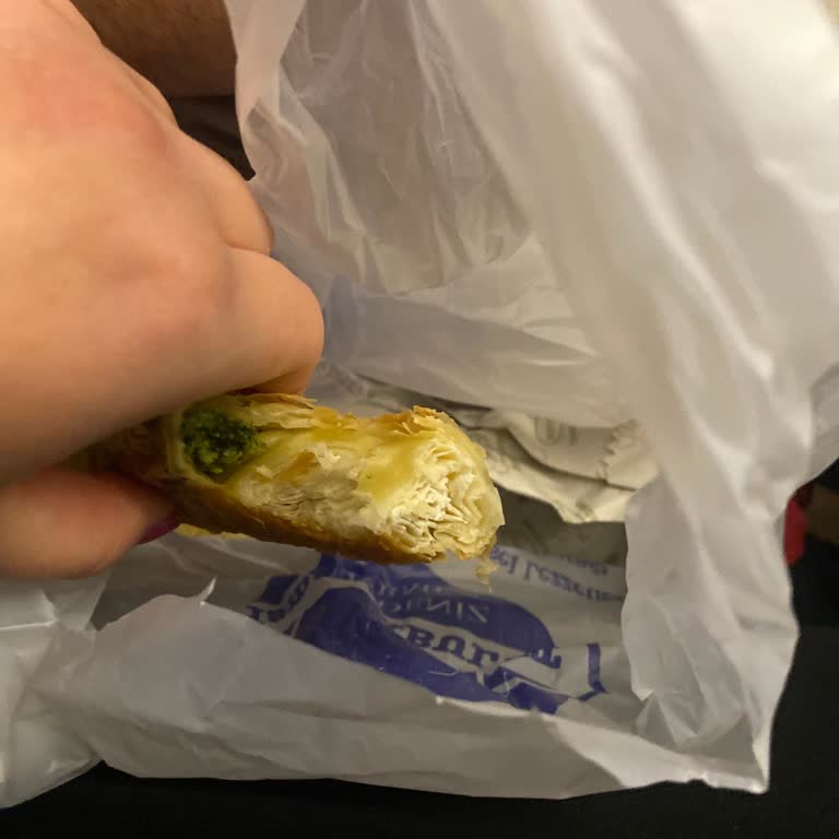 Kötü Tadı Ve Kalitesiyle Çorba Ve Börek İçin İade Talebi