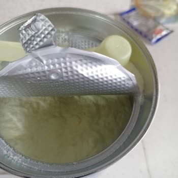 Nestle Sma Optipro 1 Numara Mama Lotunda Güvenlik Sorunu, Kusma Ve İade Talebi