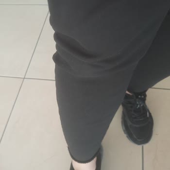 Stradivarius Pantolon Kısa Sürede Ayıplı Dikiş Sorunu Yaşadı Ve Değişim İstedi