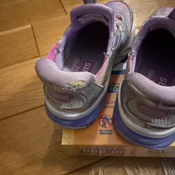 Skechers Ayakkabılarında Üretim Hataları Ve Kalite Düşüşü