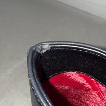 Moschino Deri Çanta Hızlı Hasar Ve Garanti İhlali